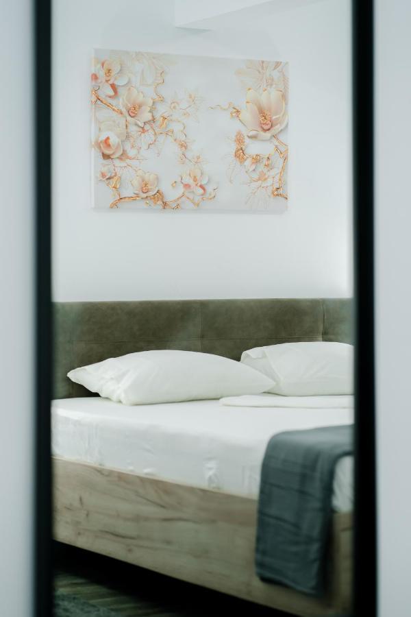 Mavie Apartment Boutique Bucarest Extérieur photo